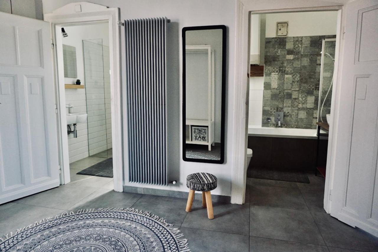 Apartman Homes *